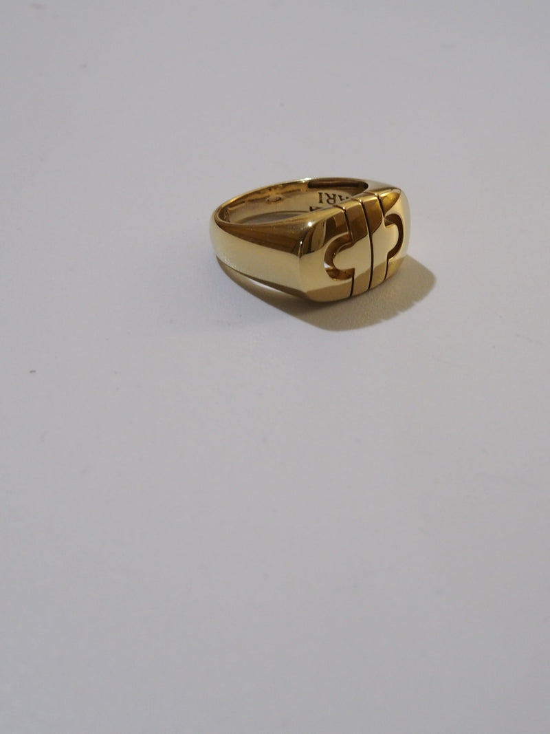 Bulgari, anello chevalier Parentesi in oro giallo AN853436